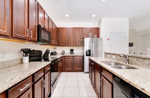Loughman House | Private Pool, Game Room | Perfect for Large Groups with 5 King Suites - Sleeps 22