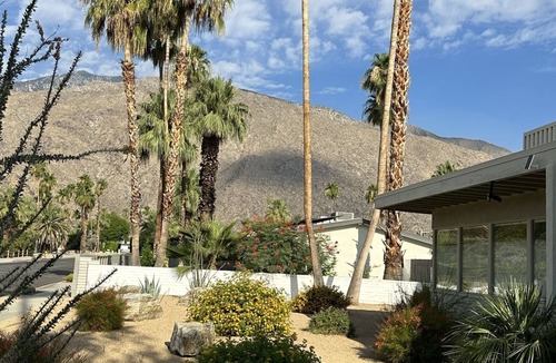 Tahquitz River Estates House | Private Warm Sands-Great Views, Mid Century, Close to Downtown