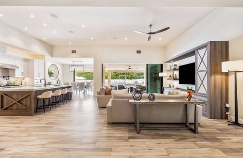 Magnesia Falls Cove House | Pura Vida - Luxe Estate w/Pool, Spa & Pickleball!