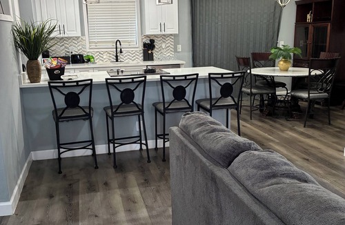Clair-Mel City House | Quaint 3-bedroom house in sunny Tampa Florida, 13 mins from downtown/Ybor city.