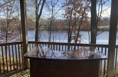 Black River Falls Apartment | Quiet Apartment with Views of the Black River - Close to Hospital & Downtown