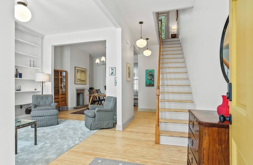 Beach Institute House | Quiet Historic Corner Home Near Downtown