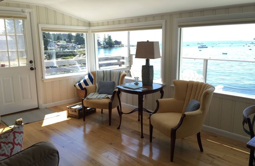Spruce Head House | Quintessential Waterfront Maine Cottage- Weeks Available in Oct. 2026