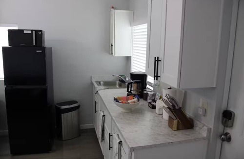 Crystal Lake Apartment | Raíces Del Bosque Studio. Peace and quiet….