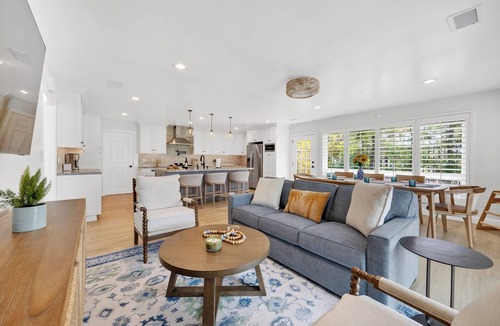 Rancho Bernardo House | Rancho Bernardo Retreat + BBQ | Near Safari Park + Wineries | Casita de Bernardo