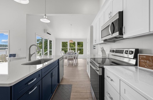 Winterport Cottage | Recently renovated cottage with wifi, firepit, & stunning river views