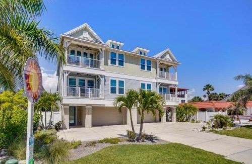 Redington Beach House | Redington Townhouse 16303 - Pelican Paradise