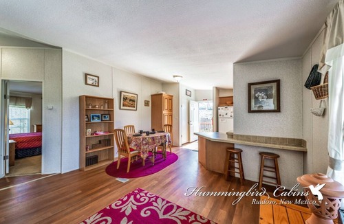 Ruidoso Downs Cabin | Redman Retreat | Grill, Chill & Unwind in the Pines Above the Track