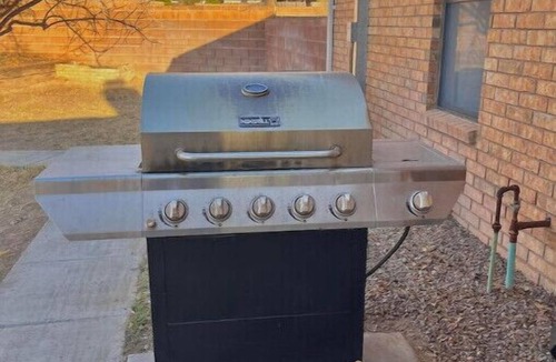 Alamogordo House | Relaxing 3 bedroom 2 bath, Home Away From Home
