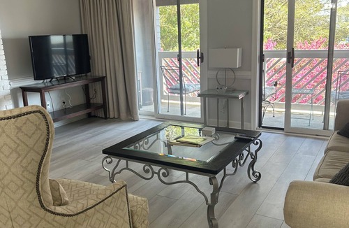 Kingsmill Condo | River Breeze @ Kingsmill - updated 1 bed 1 bath condo - minutes to Busch Gardens