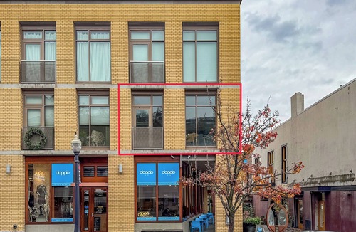 Hood River Condo | River Run Retreat - DT Loft Overlooks Hood River