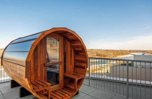 East Village Apartment | Riverfront Apartment in East Village w/Sauna