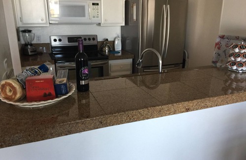 Townsite Condo | Romantic Getaway for 2 in Cottage in complex right on the beach