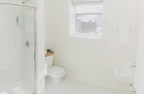 Brady Arts District Hotel | Room 3-1 Summary: In