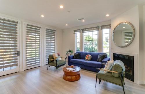 Pasadena House | Rose Bowl, New Pasadena Home Steps to Old Town