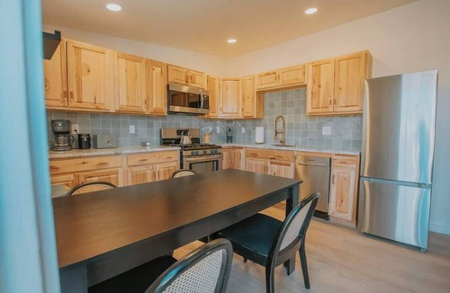 South Broadway Apartment | "Sage Suite" @ ArnoTriplex! Hot Tub+Pet Friendly!