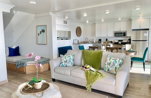 South Oceanside House | Sand, Sun, Serenity P1111-23