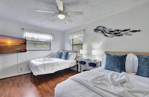 Oldsmar House | Scenic Waterfront Getaway Private Stay