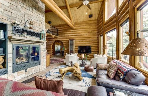 Angel Fire House | Secluded Angel Fire Retreat: Deck + Stunning View!
