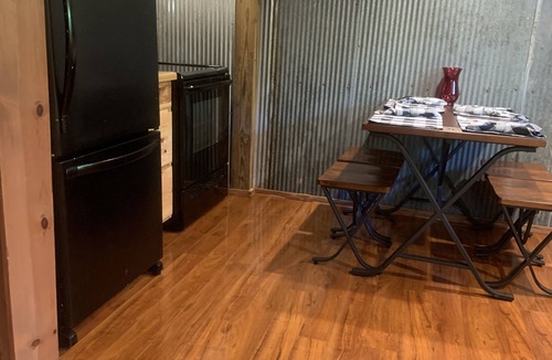 Murfreesboro Cabin | Secluded Riverfront Cabin 5 acres on Little Missouri River