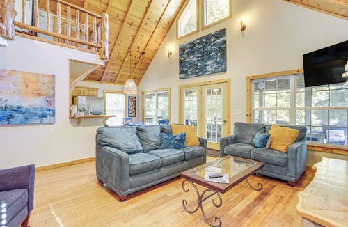 Boswell Cottage | Secluded White River Haven! 4 Mi to Devil's Knob