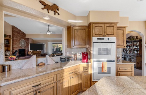West Sedona House | Sedona Red Rock Views and Dogs are welcome