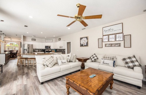 Oldsmar House | Shore Drive Sunshine fully furnished home pet friendly