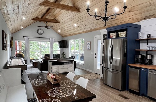 Cookson Cabin | SHORT WALK TO WATER & NESTLED IN THE TREES THIS BEAUTIFUL CABIN HAS LAKE VIEWS