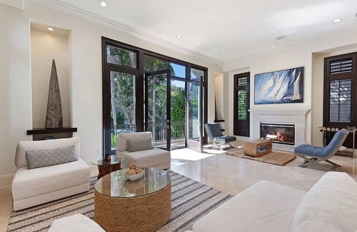 Marina Peninsula House | Spacious 5-bedroom house in Marina del Rey WALKING DISTANCE to the beach
