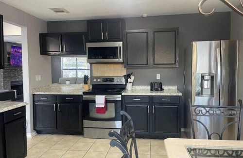 Wetmore House | Spacious 5BR Longwood Home with Pool Table, Fenced Yard Near JW