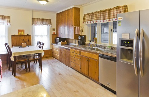 Bar Harbor House | Spacious Home Central Bar Harbor, 2 bath 5 bedroom