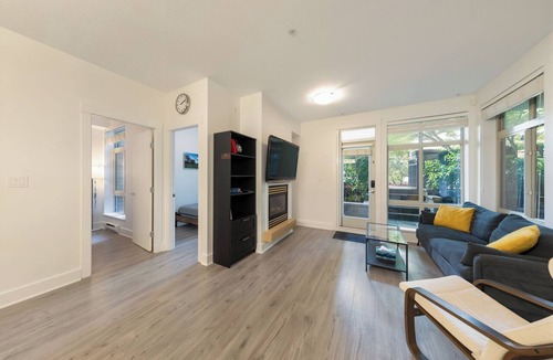 Vancouver Condo | Spacious Modern 3BR Condo at UBC - Ideal for Families & Scholars