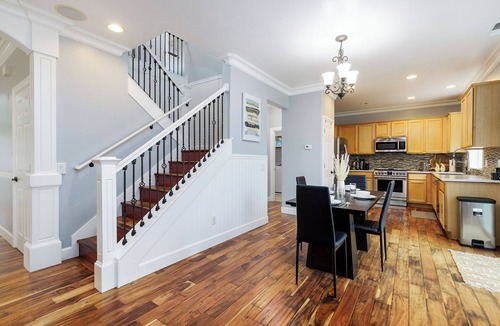 Gresham House | Spacious Mt Hood Skiing Retreat - Pet-Friendly - Forest, Deck, Near Portland
