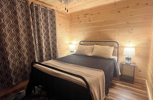 Smithfield Cabin | Spacious North Pond Lakefront Retreat - Sleeps 20 - Belgrade Lakes Region