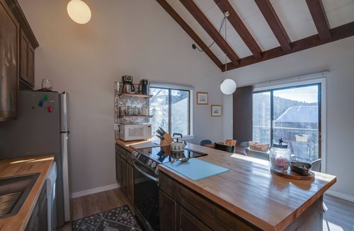 Angel Fire Condo | Spacious renovated condo across from Resort base area