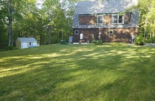 Gardiner House | Spacious river home w/pellet stove, outdoor dining area, fire pit, & BBQ grill
