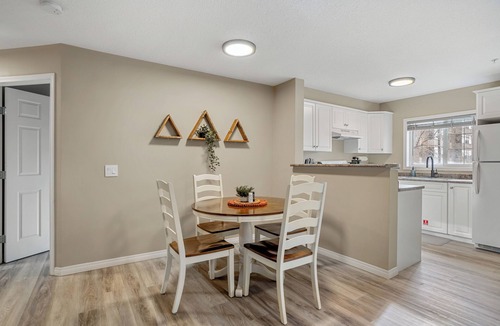 East Village Condo | Spacious Riverfront DT Condo: 3 Beds, AC, Heated Parking, Stampede & Saddledome