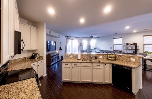 Peoria House | Spacious Updated Gem in Perfect Quiet Neighborhood Location off the 303 & HV