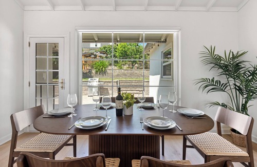 La Crescenta House | Spacious 3BR Family Home in La Crescenta