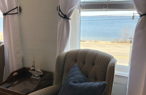 Lincolnville House | Spouter Inn Bed & Breakfast