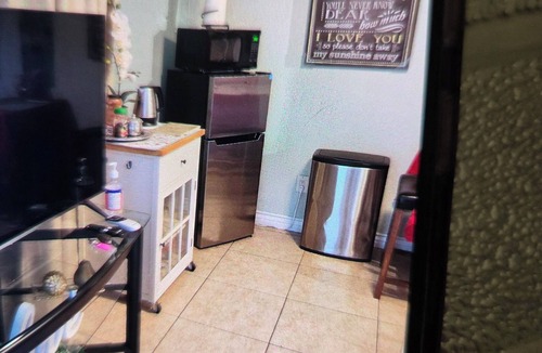 Downey Apartment | “Stay a Night or a Month – Your Home Away from Home
