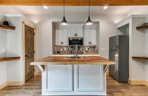 Skiatook House | Stay in a Private Castle - Lake Views + Wishing Well Experience - Adults Retreat