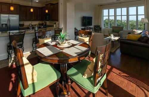 Historic District - North Condo | Step into a spacious, luxury condo that has it all – a premiere location in the heart of the Historic District and floor-to-ceiling window views of the Savannah River, Talmadge Bridge and City Hall. 5th floor.Best river views in the building.