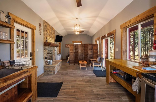 Angel Fire House | Studio Cole by Velo