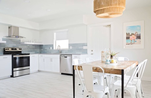 Bay Esplanade Apartment | Stunning 2BR Suite, Just Steps to the Beach