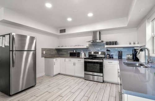 Bay Esplanade Apartment | Stunning 2BR Suite, Just Steps to the Beach