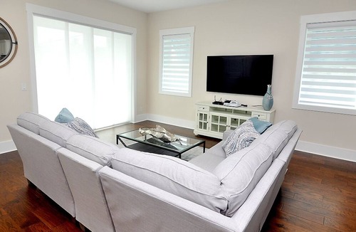 Dunedin House | Stunning 4/3 | Sleeps 10 | Roof Terrace w Waterveiw