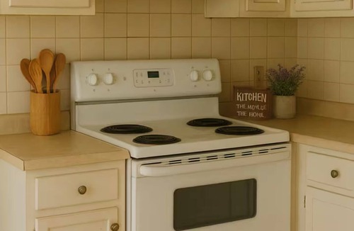 Marina del Rey Apartment | Stylish 2-bedroom apartment with WiFi, fitness room in charming Marina del Rey