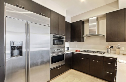 Downtown Condo | Stylish private condo at the Americana at Brand!