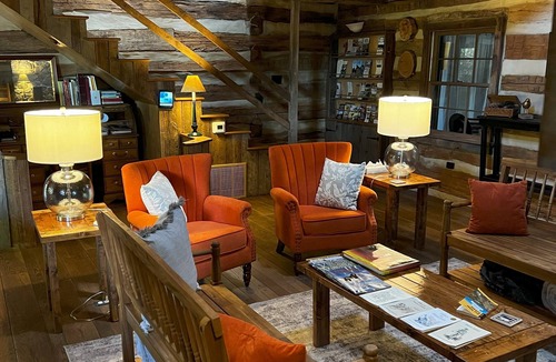 Vesuvius Bed & Breakfast | Sugar Tree Inn